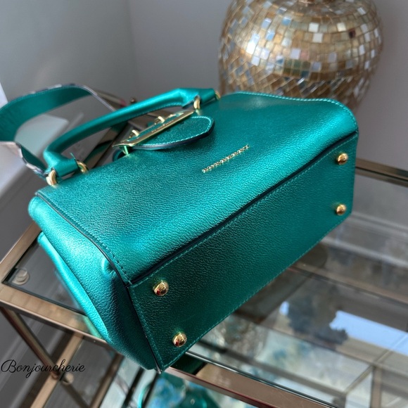Authentic Burberry Turquoise bag - Picture 4 of 16